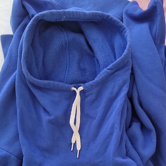 Under Armour Men's Blue Hoodie - Picture 6 of 7